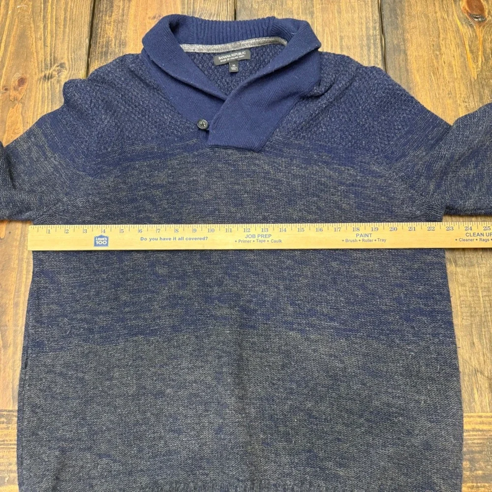 Banana Republic shawl collar